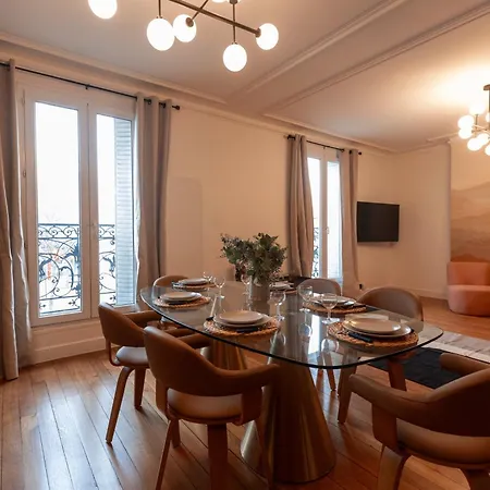 Chic Et Spacieux 6 Personnes- Cite De La Science * Parigi
